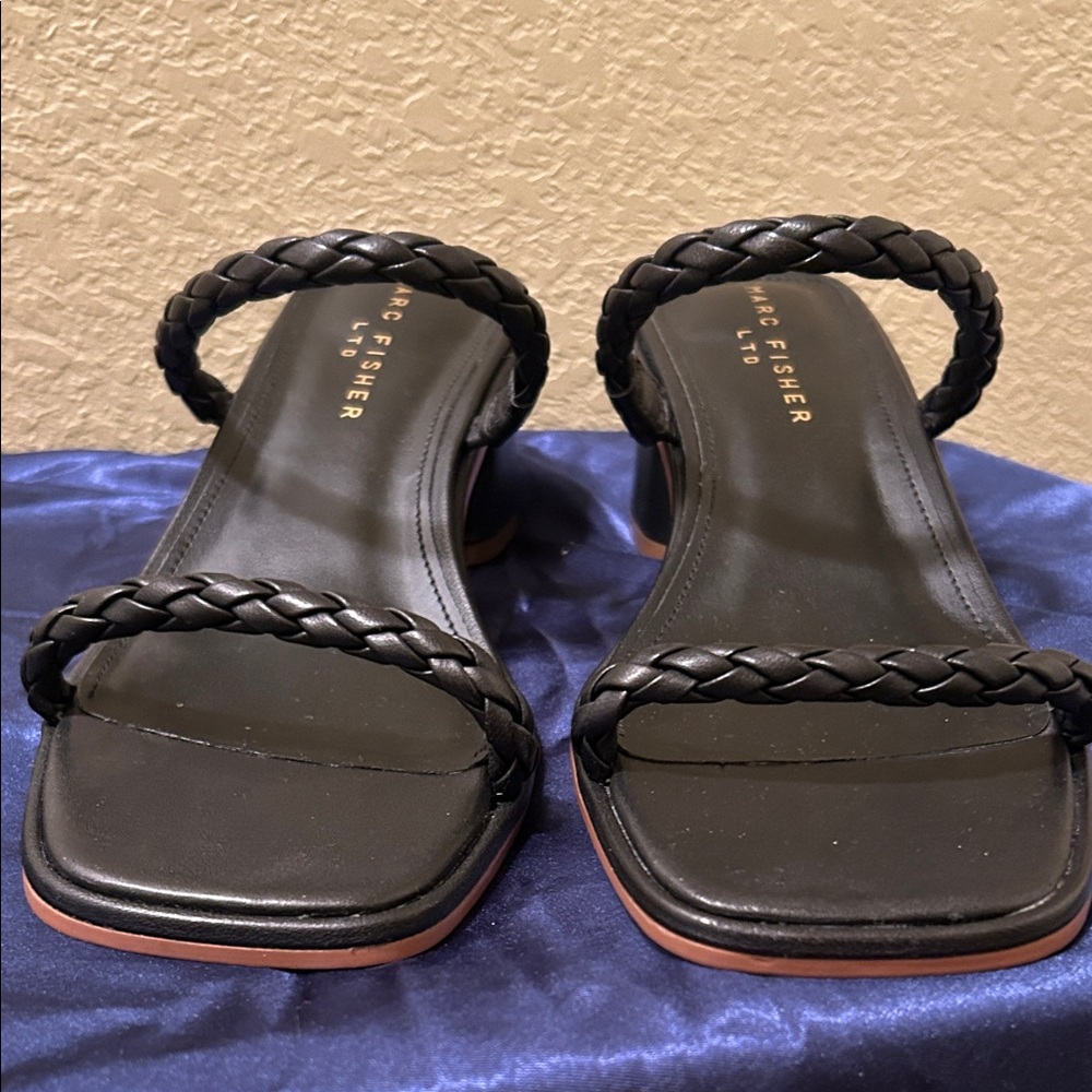 Marc Fisher Black Leather Braided Strap Sandals Size 8.5 Like new! - Picture 7 of 9